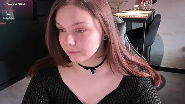 Snapshot of EvaBae chatting on 02-18-25, 12:06 EvaBae online show from 02-18-25, 12:06