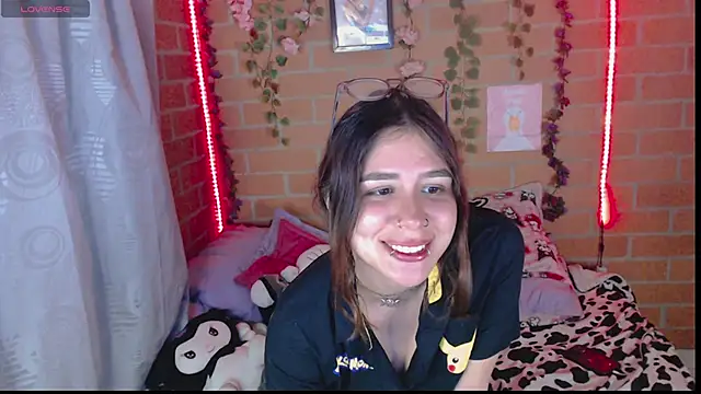 Snapshot of candypaint_7u7 chatting on 10-02-25, 04:52 candypaint 7u7 online show from 10-02-25, 04:52