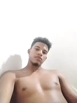 Snapshot of Gutierrez6383 chatting on 03-05-25, 02:36 Gutierrez6383 online show from 03-05-25, 02:36