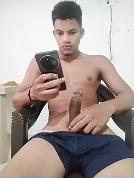 Snapshot of Gutierrez6383 chatting on 09-16-25, 11:33 Gutierrez6383 online show from 09-16-25, 11:33