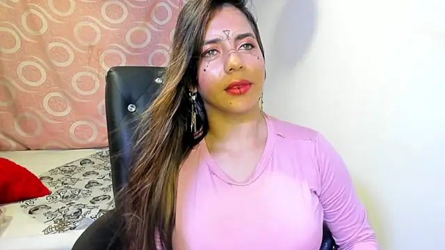 Snapshot of 1julianasalazar chatting on 10-25-25, 04:20 1julianasalazar online show from 10-25-25, 04:20