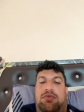 vini1754 online show from 10-29-25, 05:53