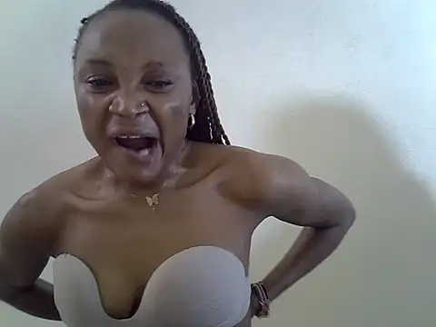 SpicyPetite online show from 10-17-25, 08:06