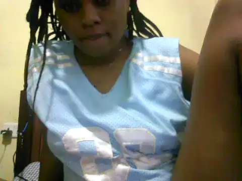 Snapshot of Baby_brown chatting on 03-10-25, 05:43 Baby brown online show from 03-10-25, 05:43