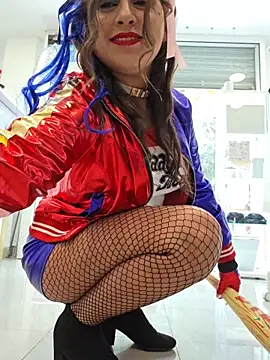 Snapshot of GatitaXD27 chatting on 10-31-25, 10:16 GatitaXD27 online show from 10-31-25, 10:16