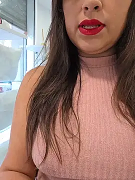 Snapshot of GatitaXD27 chatting on 11-06-25, 09:54 GatitaXD27 online show from 11-06-25, 09:54