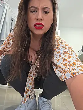 Snapshot of GatitaXD27 chatting on 11-07-25, 10:04 GatitaXD27 online show from 11-07-25, 10:04