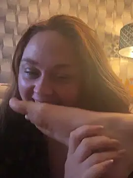 Curvyloveandhim online show from 07-06-26, 10:23