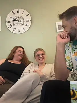 Curvyloveandhim online show from 07-20-26, 07:55