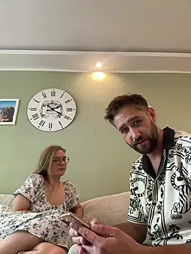 Curvyloveandhim online show from 07-27-26, 12:34