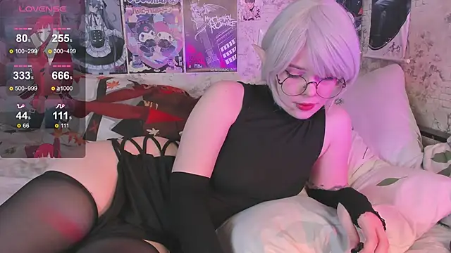 Freezy Gerda online show from 10-27-25, 05:28