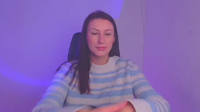 Loren Moa online show from 12-22-24, 07:00