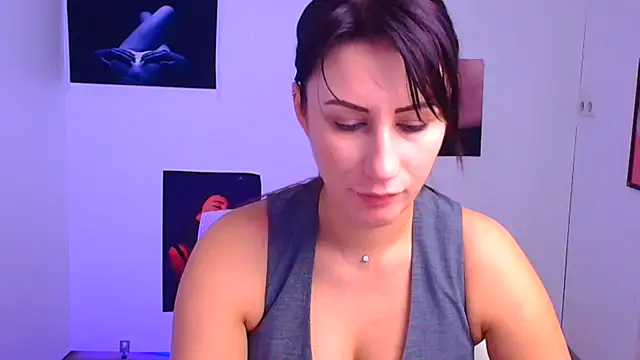 Loren Moa online show from 01-18-25, 11:11