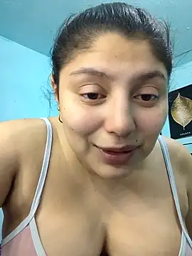 Snapshot of george_jonnes chatting on 02-19-25, 02:23 george jonnes online show from 02-19-25, 02:23