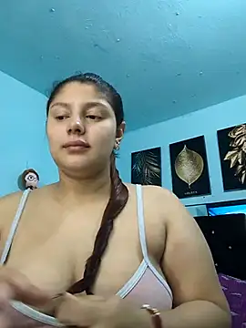 Snapshot of george_jonnes chatting on 02-23-25, 09:00 george jonnes online show from 02-23-25, 09:00