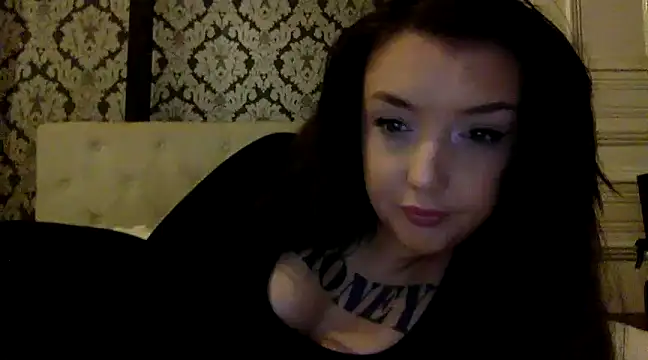 LucyLuxee19 online show from 12-02-24, 03:58