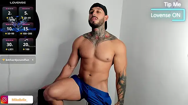 Snapshot of mike_belle chatting on 12-05-25, 05:53 mike belle online show from 12-05-25, 05:53