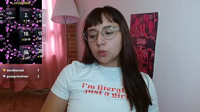 Snapshot of emitaa17228o chatting on 03-14-25, 10:05 emitaa17228o online show from 03-14-25, 10:05