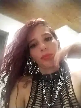 Snapshot of Little_Naughtty chatting on 02-19-25, 06:21 Little Naughtty online show from 02-19-25, 06:21