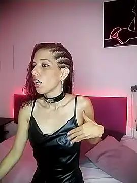 Snapshot of Little_Naughtty chatting on 03-13-25, 01:18 Little Naughtty online show from 03-13-25, 01:18