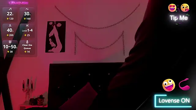 Snapshot of Little_Naughtty chatting on 09-14-25, 02:05 Little Naughtty online show from 09-14-25, 02:05