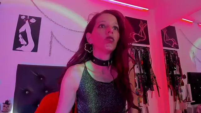 Snapshot of Little_Naughtty chatting on 09-26-25, 05:44 Little Naughtty online show from 09-26-25, 05:44