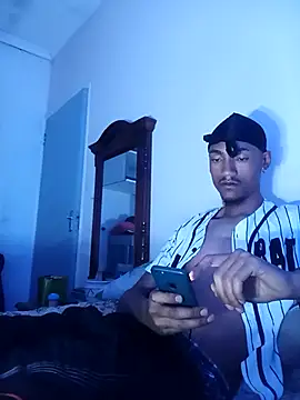 Snapshot of ZaddyBigDee chatting on 09-20-25, 09:38 ZaddyBigDee online show from 09-20-25, 09:38