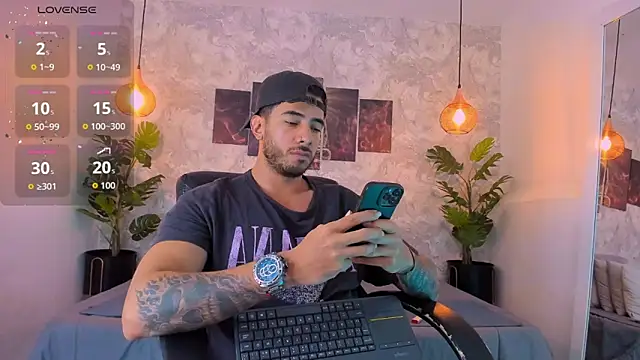 Nate franco online show from 12-23-25, 04:43