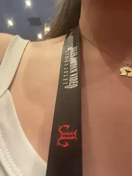 nerdynina online show from 01-22-25, 09:32