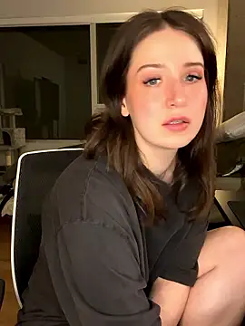 Snapshot of nerdynina chatting on 01-11-26, 12:48 nerdynina online show from 01-11-26, 12:48