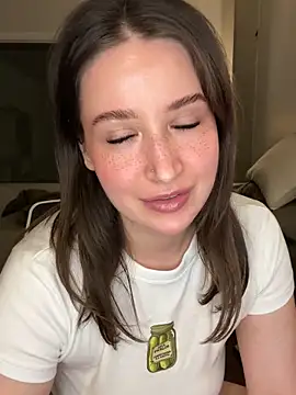 Snapshot of nerdynina chatting on 02-07-26, 12:36 nerdynina online show from 02-07-26, 12:36