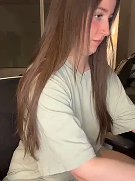 Snapshot of nerdynina chatting on 02-20-26, 01:13 nerdynina online show from 02-20-26, 01:13