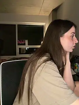 nerdynina online show from 06-16-26, 01:52