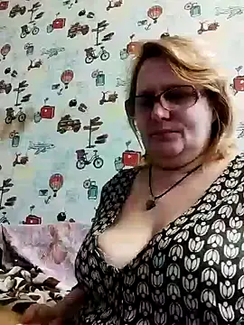 Forest-Lady online show from 03-13-25, 01:40