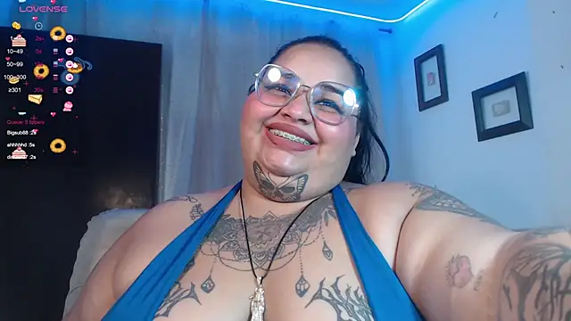 VeronikCuhubby online show from 01-27-25, 03:18