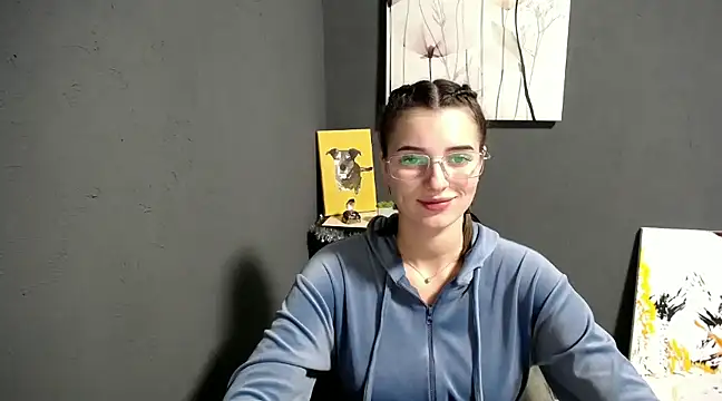 lady olivia  online show from 12-11-24, 04:42