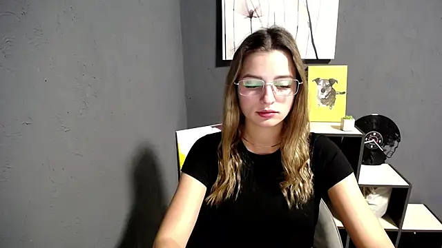 lady olivia  online show from 09-19-25, 04:40