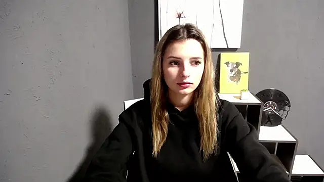 lady olivia  online show from 09-30-25, 03:39