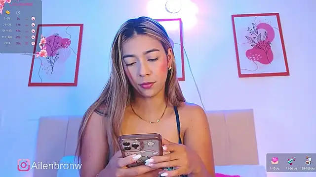 Snapshot of elianabrown chatting on 02-04-25, 08:38 elianabrown online show from 02-04-25, 08:38