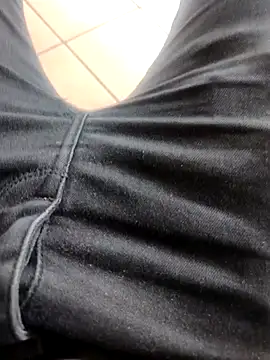 Snapshot of TornadoStorm35 chatting on 11-07-25, 02:39 TornadoStorm35 online show from 11-07-25, 02:39