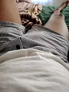 TornadoStorm35 online show from 12-03-25, 06:54