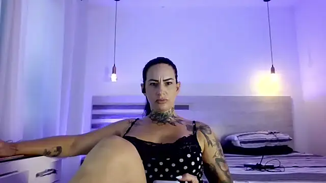 YasmimBrasil online show from 01-17-26, 09:36