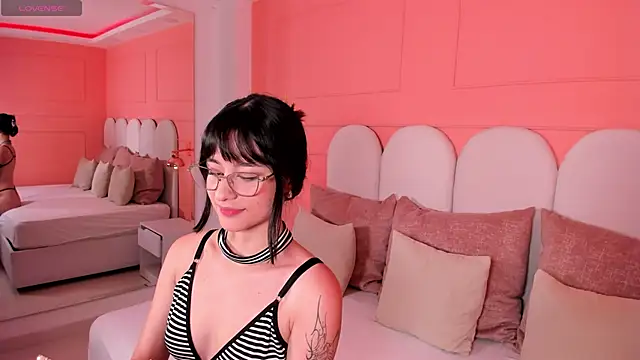 emilly williams  online show from 01-31-25, 05:10