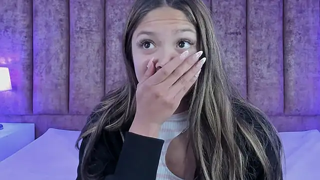 Victoria Adams14 online show from 03-07-25, 12:45