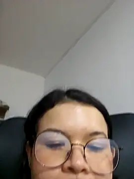 azumiichan online show from 02-06-26, 03:33