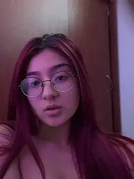 Snapshot of Im_mave chatting on 01-25-25, 05:29 Im mave online show from 01-25-25, 05:29