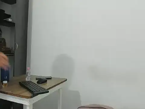 Snapshot of Freedom_24 chatting on 02-21-25, 04:59 Freedom 24 online show from 02-21-25, 04:59