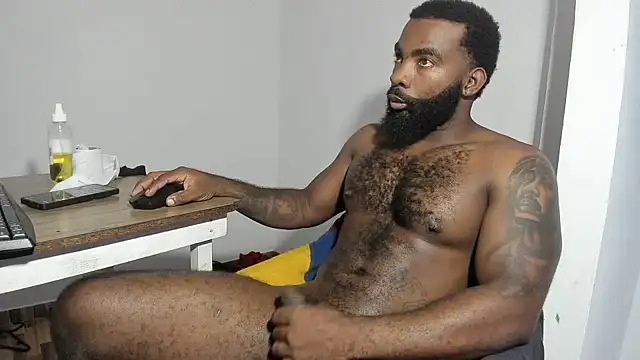 Snapshot of Freedom_24 chatting on 09-25-25, 06:33 Freedom 24 online show from 09-25-25, 06:33