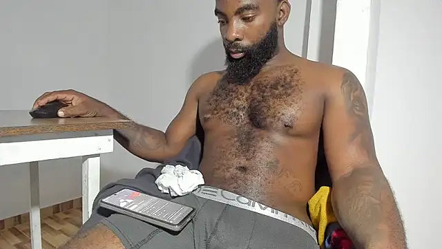 Snapshot of Freedom_24 chatting on 11-19-25, 10:21 Freedom 24 online show from 11-19-25, 10:21