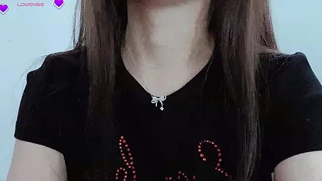 Snapshot of tanhxiu chatting on 01-11-25, 11:45 tanhxiu online show from 01-11-25, 11:45